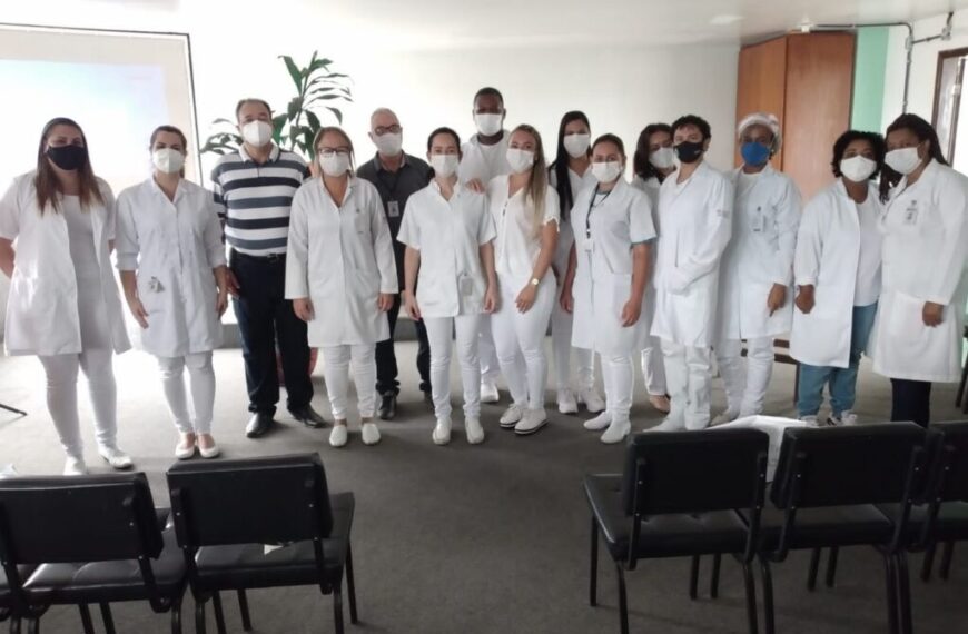 Empossado, Conselho de Ética de Enfermagem recebe Certificado do COREN.