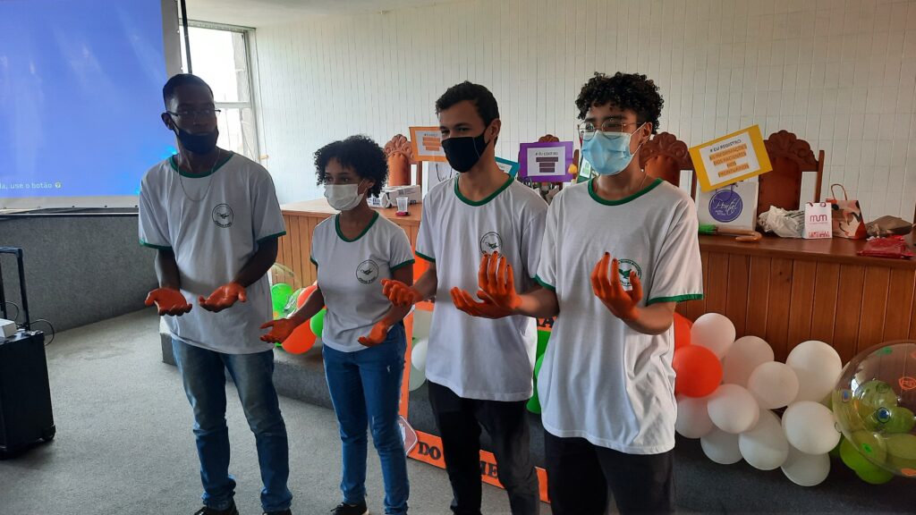 Treinamento de lavagens correta das mãos